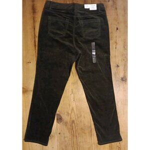 St Johns Bay Corduroy Pants Womens 12 Secretly Slender Straight Leg Green NWT